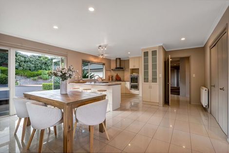 Photo of property in 6c Highfield Place, Highlands Park, New Plymouth, 4312