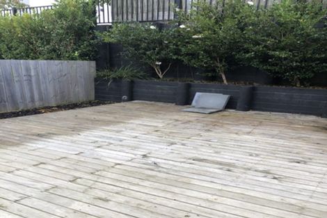 Photo of property in 15 Pohewa Road, Silverdale, 0932