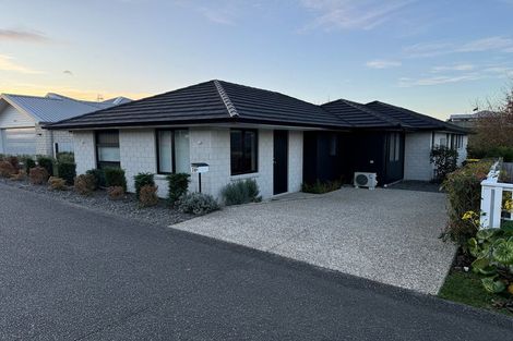 Photo of property in 38 Kiritiana Close, Pyes Pa, Tauranga, 3112