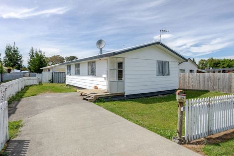 Photo of property in 12a Carlson Street, Dannevirke, 4930