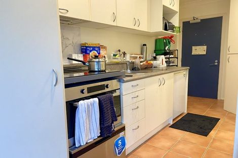 Photo of property in Terrace Garden Apartments, 6c/120 The Terrace, Wellington Central, Wellington, 6011