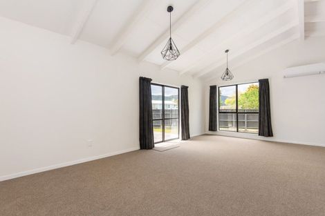 Photo of property in 21 Kowhai Street, Tokomaru, Palmerston North, 4474