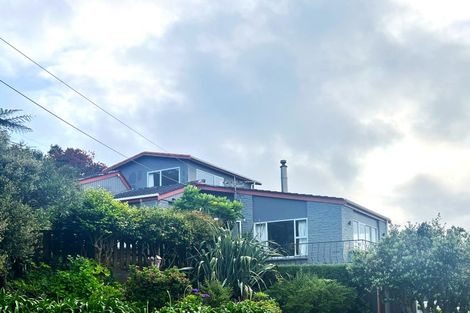 Photo of property in 4 Crownhill Street, Spotswood, New Plymouth, 4310
