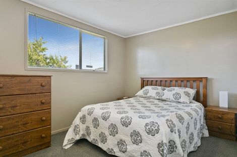 Photo of property in 27 Runuku Grove, Turangi, 3334
