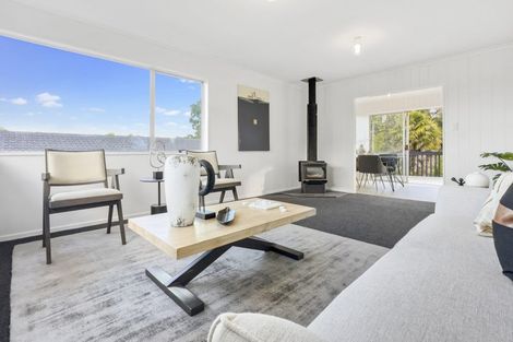 Photo of property in 69 Pine Avenue, Henderson, Auckland, 0612