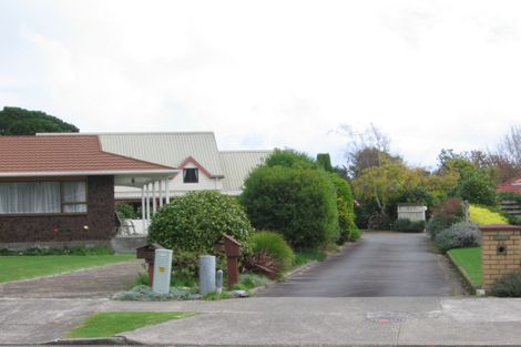 Photo of property in 14 Awanui Drive, Waikanae, 5036