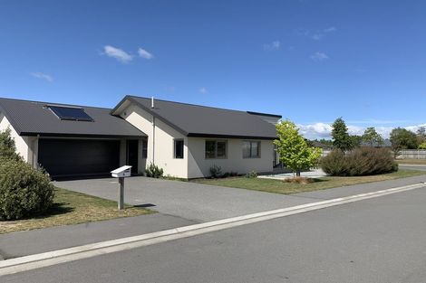 Photo of property in 6 Maitland Crescent, Rolleston, 7614