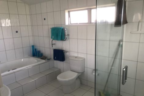 Photo of property in 106b Karewa Parade, Papamoa Beach, Papamoa, 3118