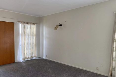 Photo of property in 9 Rickards Place, New Lynn, Auckland, 0600