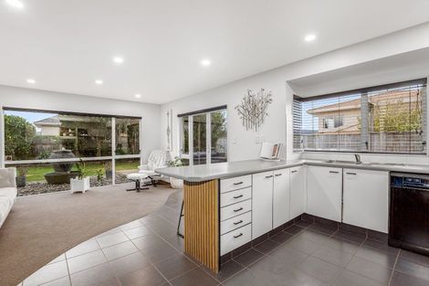 Photo of property in 41 Joseph Banks Drive, Whitby, Porirua, 5024