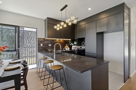 Photo of property in 9a Kotiu Place, Massey, 0614