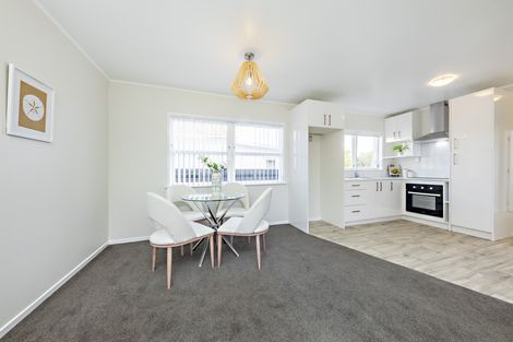 Photo of property in 33a Halsey Road, Manurewa, Auckland, 2102