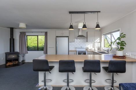 Photo of property in 22 Staysail Place, Whitby, Porirua, 5024