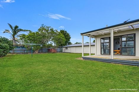 Photo of property in 17 Neptune Street, Dannevirke, 4930