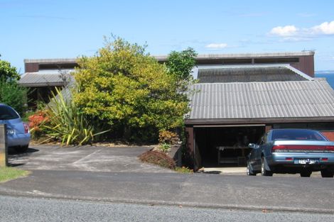 Photo of property in 13 Churchill Road, Murrays Bay, Auckland, 0630