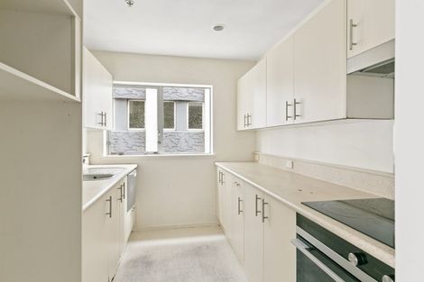 Photo of property in Gilmer Terrace Car Park, 407/9 Gilmer Terrace, Wellington Central, Wellington, 6011