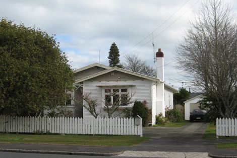Photo of property in 1 Casey Avenue, Fairfield, Hamilton, 3214