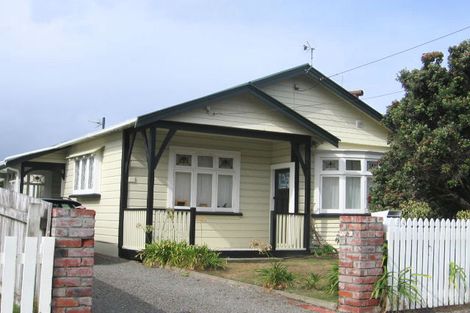 Photo of property in 24 Palm Avenue, Lyall Bay, Wellington, 6022