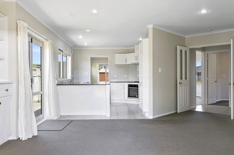 Photo of property in 14 Ernest Kemp Rise, Wharewaka, Taupo, 3330
