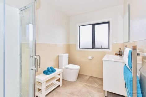 Photo of property in 54c Cambridge Terrace, Papatoetoe, Auckland, 2025