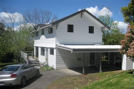 Photo of property in 1/70 Ayton Drive, Totara Vale, Auckland, 0629