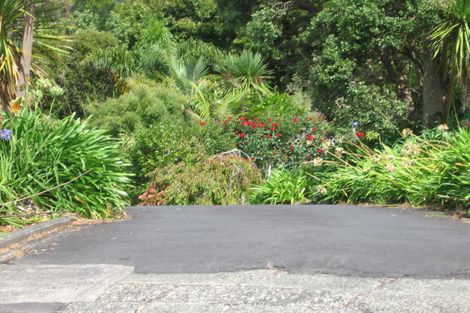 Photo of property in 11 Cloverly Crescent, Campbells Bay, Auckland, 0630