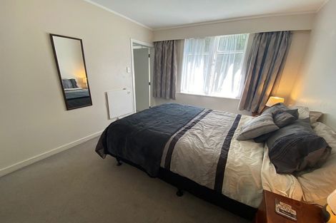 Photo of property in 2 Kopiko Way, Brooklyn, Wellington, 6021