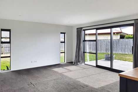 Photo of property in 6 Wyllie Place, Amberley, 7410