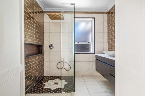 Photo of property in 1/110 Lynwood Road, New Lynn, Auckland, 0600