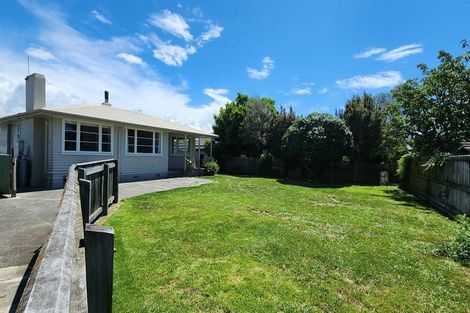 Photo of property in 235 Warwick Road, Mayfair, Hastings, 4122