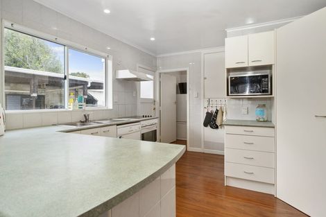 Photo of property in 23 Mcintyre Road, Mangere Bridge, Auckland, 2022