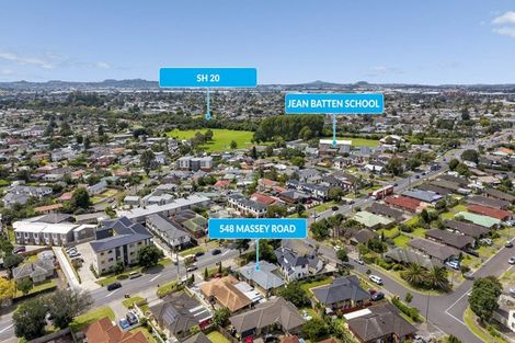 Photo of property in 548 Massey Road, Mangere, Auckland, 2022