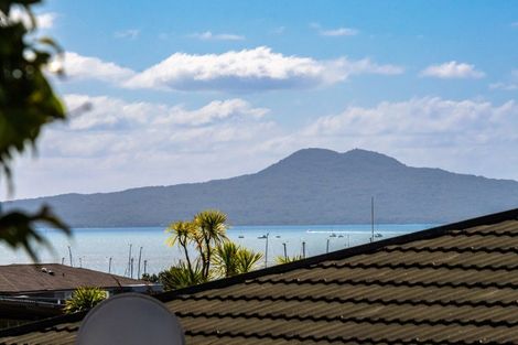 Photo of property in 1/7 Tuscan Place, Half Moon Bay, Auckland, 2012