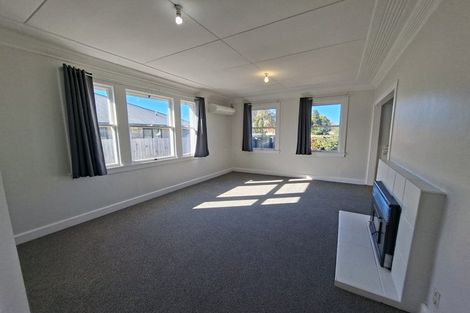 Photo of property in 84 Wharenui Road, Upper Riccarton, Christchurch, 8041