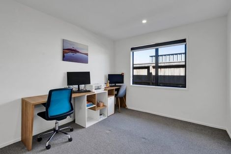 Photo of property in 17 Longstaff Drive, Bell Block, New Plymouth, 4312