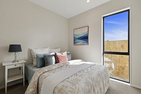 Photo of property in 31 Paretao Street, Massey, 0614