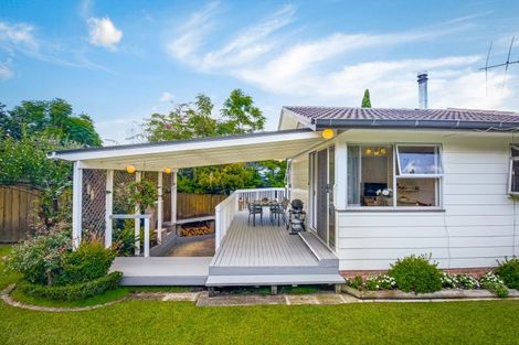 Photo of property in 37 Fitzwater Place, Henderson, Auckland, 0612