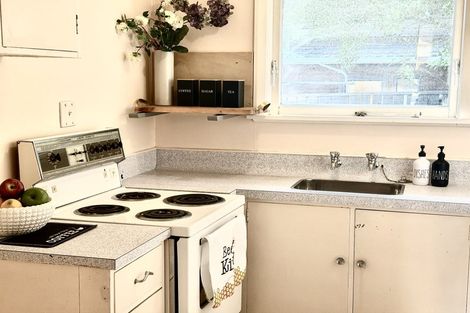 Photo of property in 7 Anthony Grove, Paraparaumu Beach, Paraparaumu, 5032