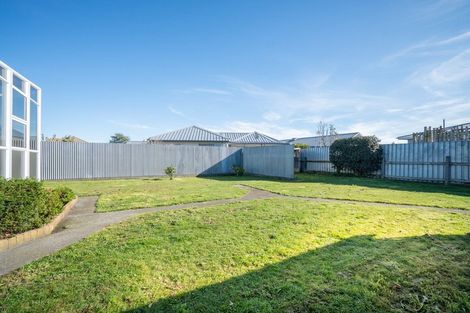 Photo of property in 25 Featherston Street, Takaro, Palmerston North, 4412