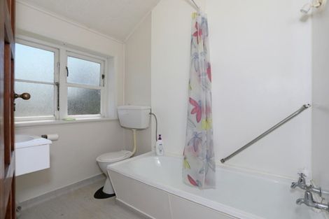 Photo of property in 45 Stewart Street, Marton, 4710