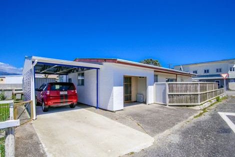 Photo of property in 21 Palmerston Street, Westport, 7825