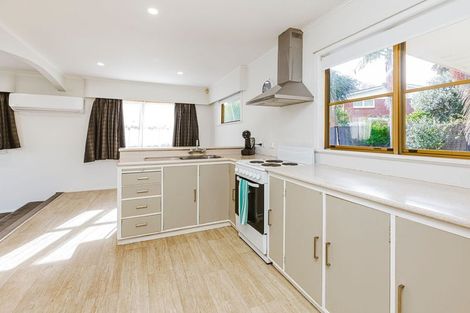 Photo of property in 10 Morrow Terrace, Pukekohe, 2120