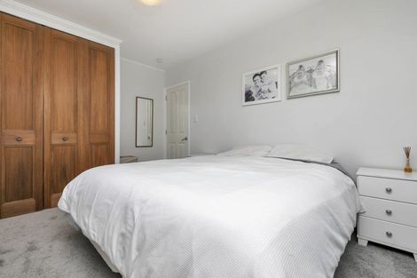 Photo of property in 622 East Coast Road, Pinehill, Auckland, 0630