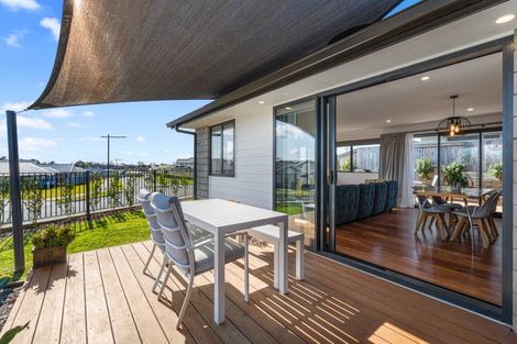 Photo of property in 15 Hass Drive, Ohauiti, Tauranga, 3112
