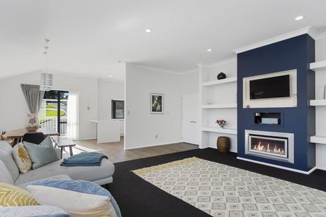 Photo of property in 14 Guildford Place, Bethlehem, Tauranga, 3110