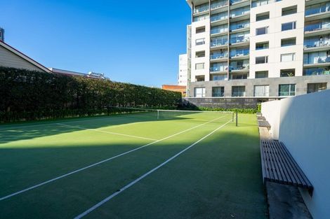 Photo of property in Sanctum Apartment, 10 Ebor Street, Te Aro, Wellington, 6011