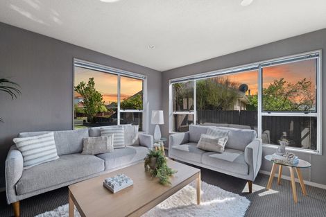 Photo of property in 62 Oakley Crescent, Hornby, Christchurch, 8042