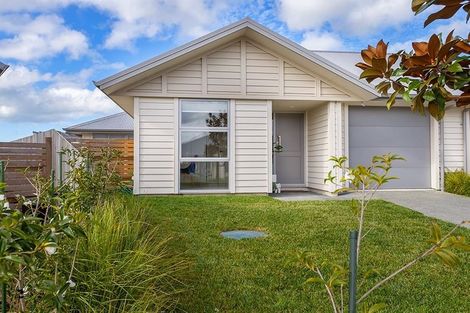 Photo of property in 25 Fairwater Road, Warkworth, 0910