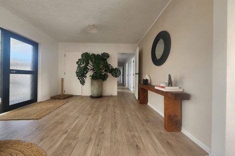 Photo of property in 11 Lorelei Place, Opaheke, Papakura, 2113