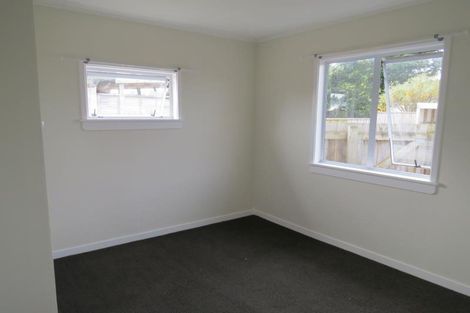 Photo of property in 26 Paritutu Road, Spotswood, New Plymouth, 4310